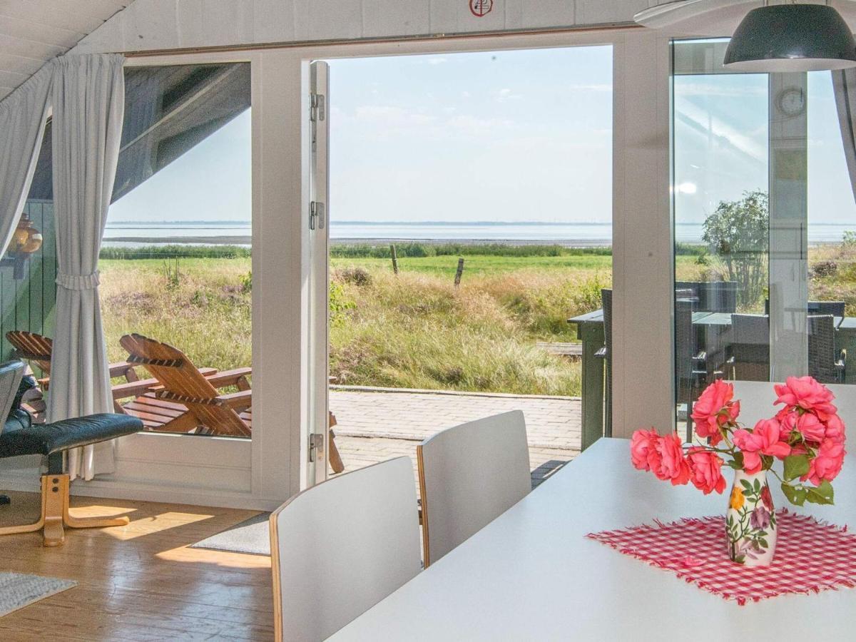 6 Person Holiday Home In R M Tagholm Экстерьер фото